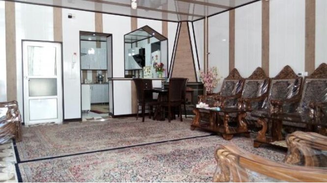 ویلایی دوطبقه خیابان حکیم 200 متر